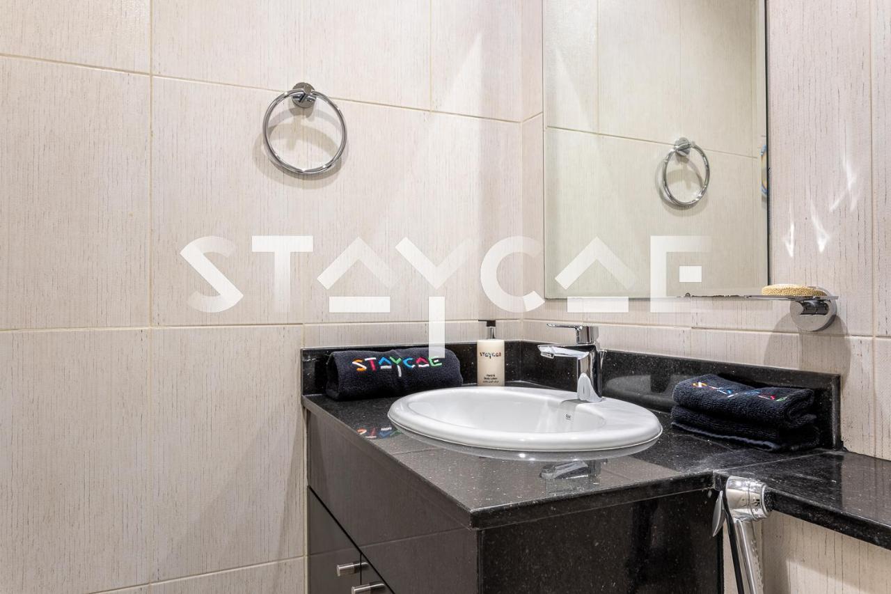 Staycae Holiday Homes - Tower 108 Dubaj Zewnętrze zdjęcie
