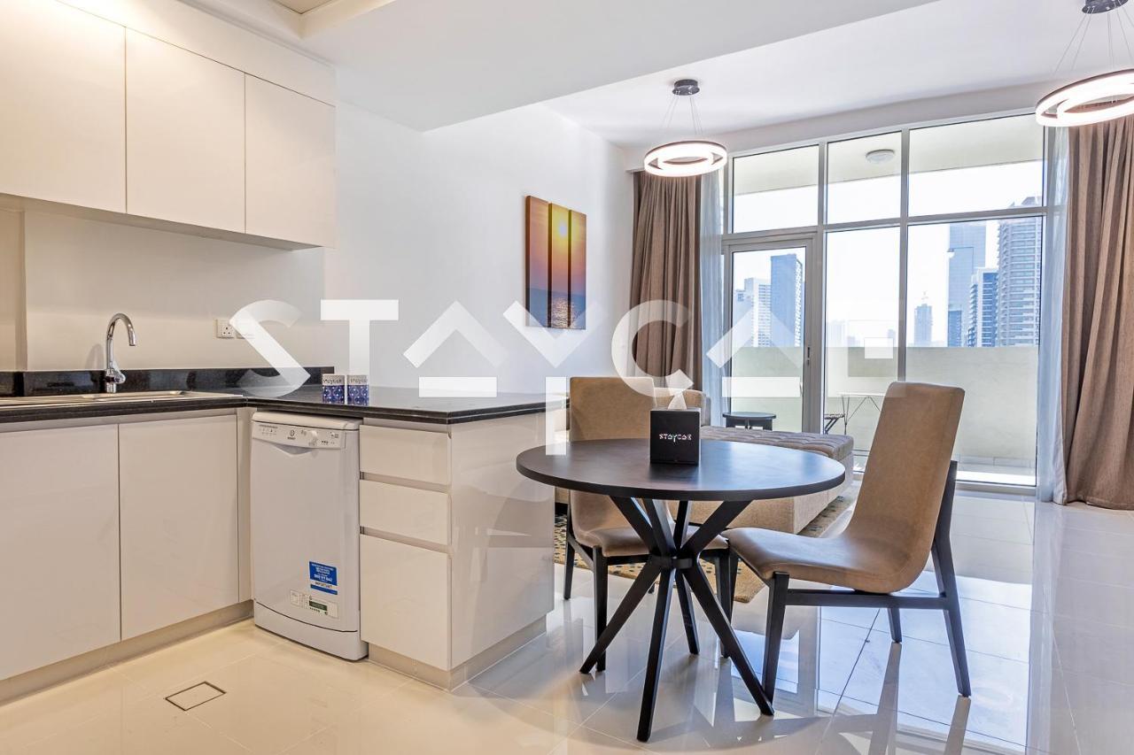 Staycae Holiday Homes - Tower 108 Dubaj Zewnętrze zdjęcie