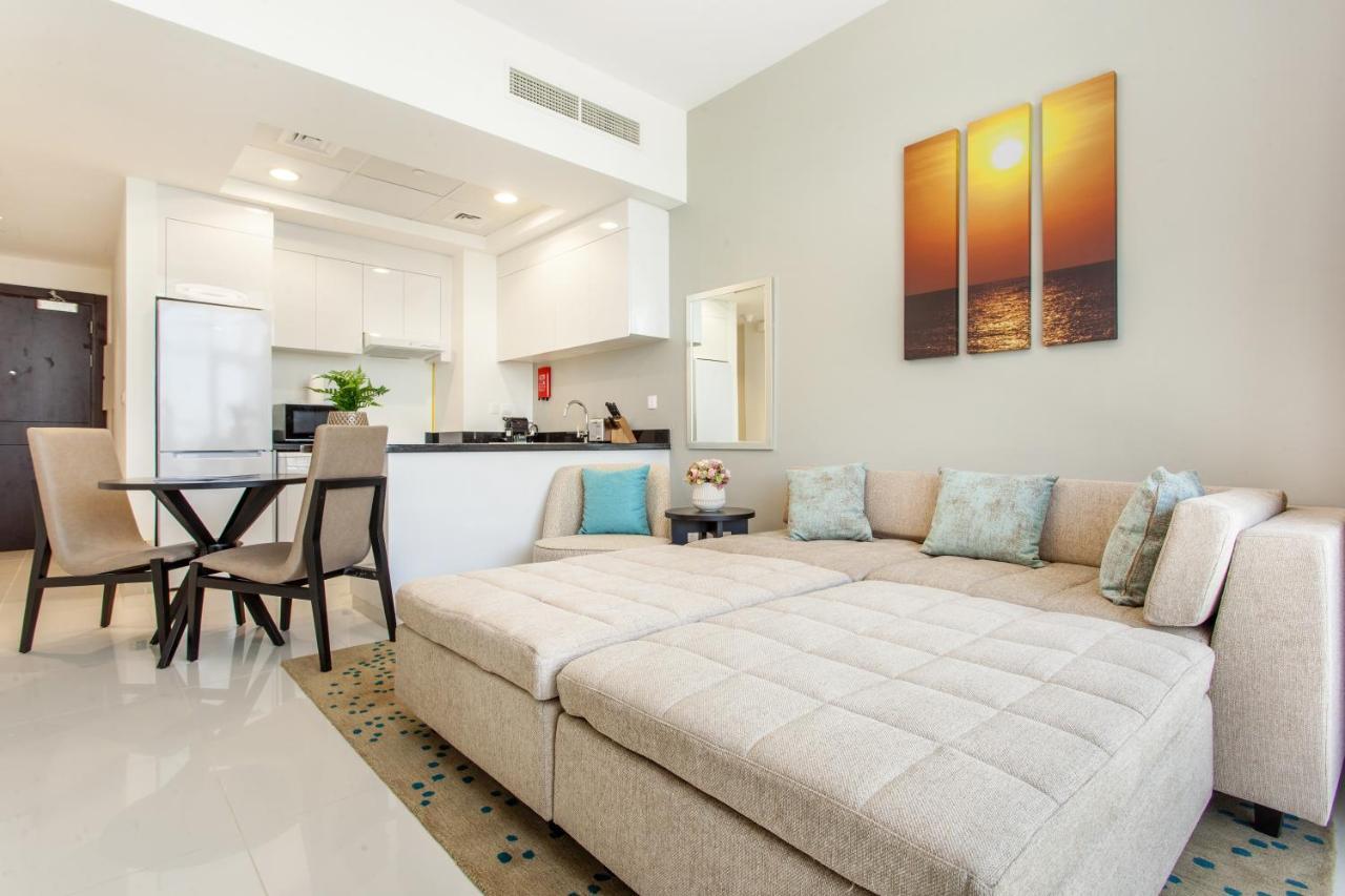 Staycae Holiday Homes - Tower 108 Dubaj Zewnętrze zdjęcie